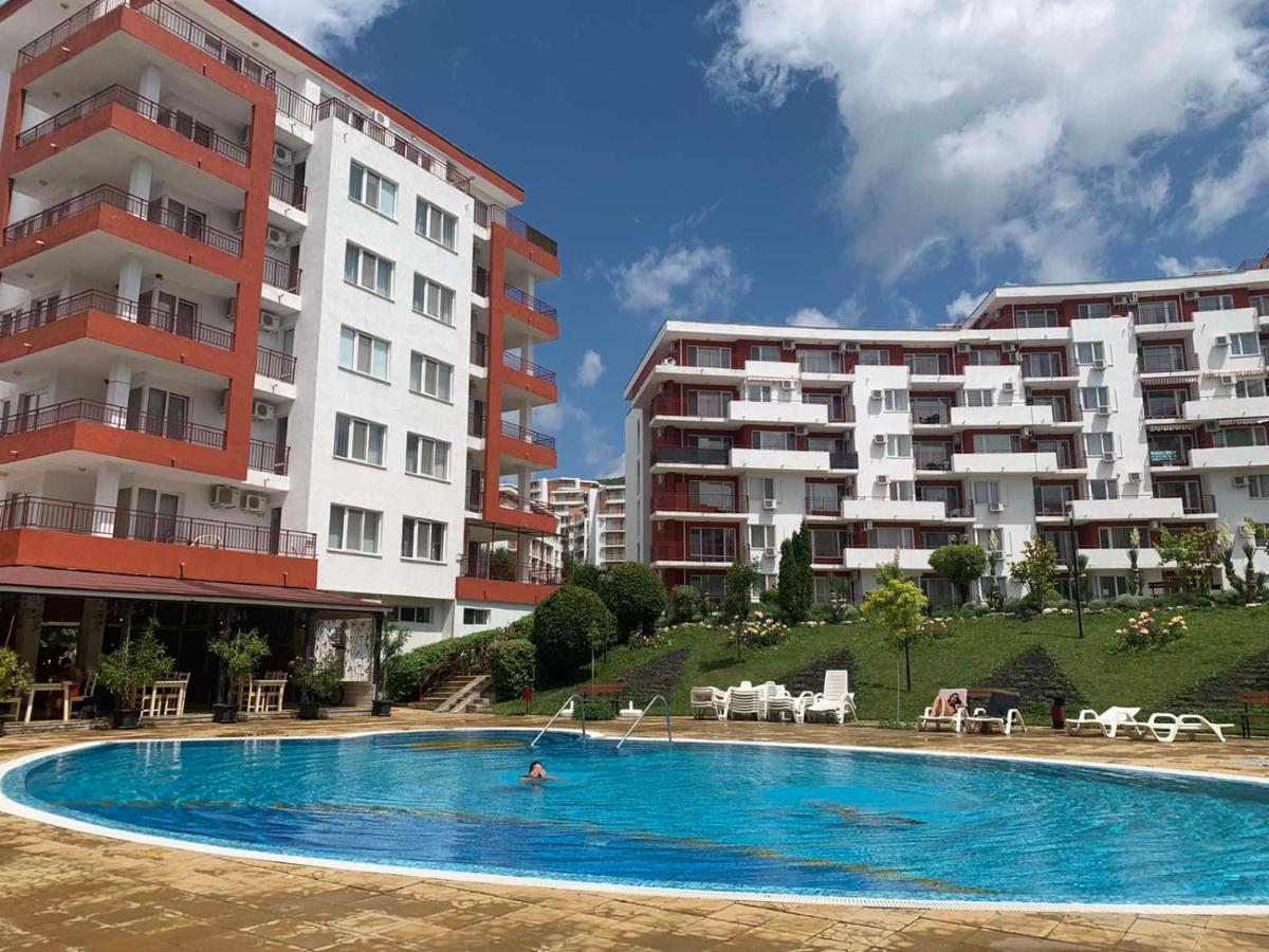 Appartement Fort Noks Panorama I Marina à Elenite Extérieur photo